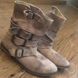 FREEPEOPLE SUNBELT ANKLE BOOT. 38 EU
